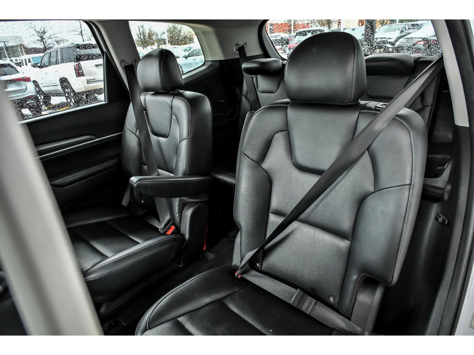 Used 2022 Kia Telluride S image 14