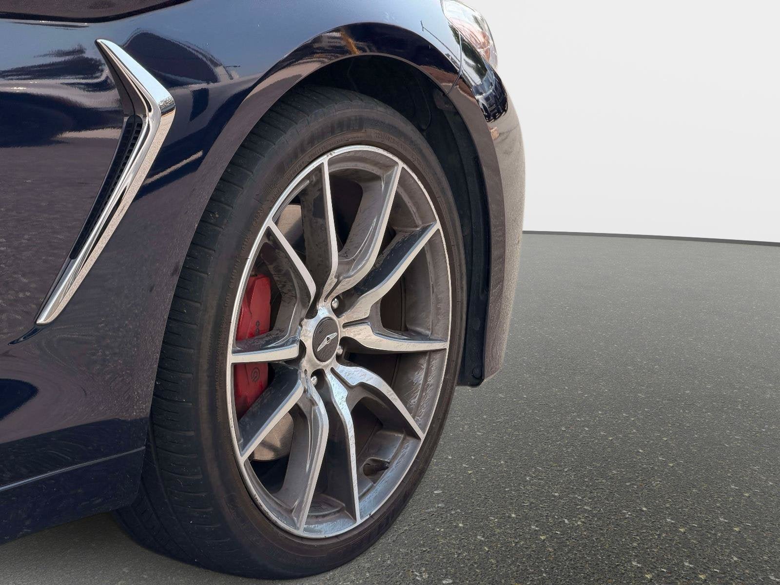 Used 2019 Genesis G70 3.3T Advanced w/ Elite Package RWD image 11