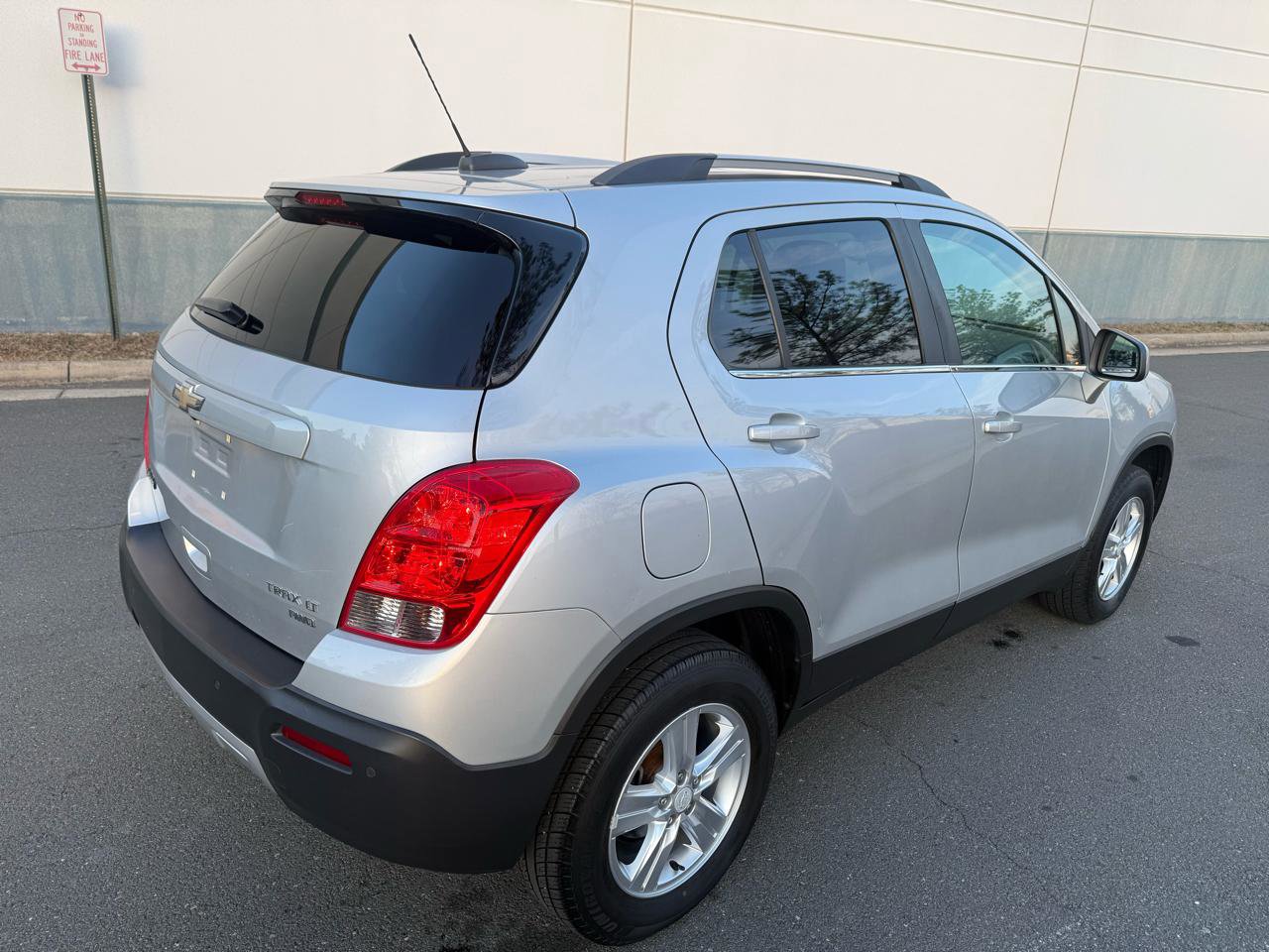 Used 2016 Chevrolet Trax LT w/ LT Convenience Package image 4