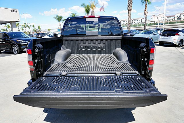 Used 2025 Nissan Frontier Pro-X RWD image 20