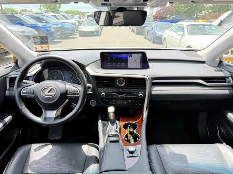 Used 2019 Lexus RX 350L AWD image 17