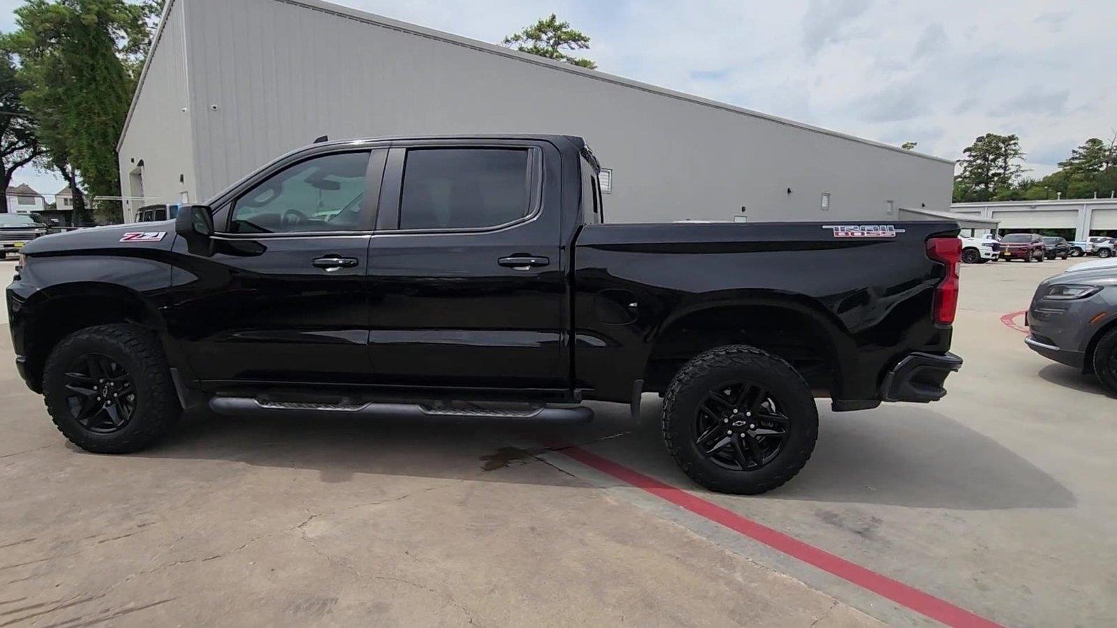 Certified 2019 Chevrolet Silverado 1500 LT Trail Boss AWD/4WD image 6