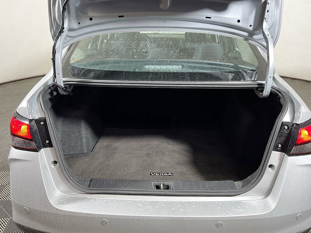 Used 2024 Nissan Versa SV FWD image 22