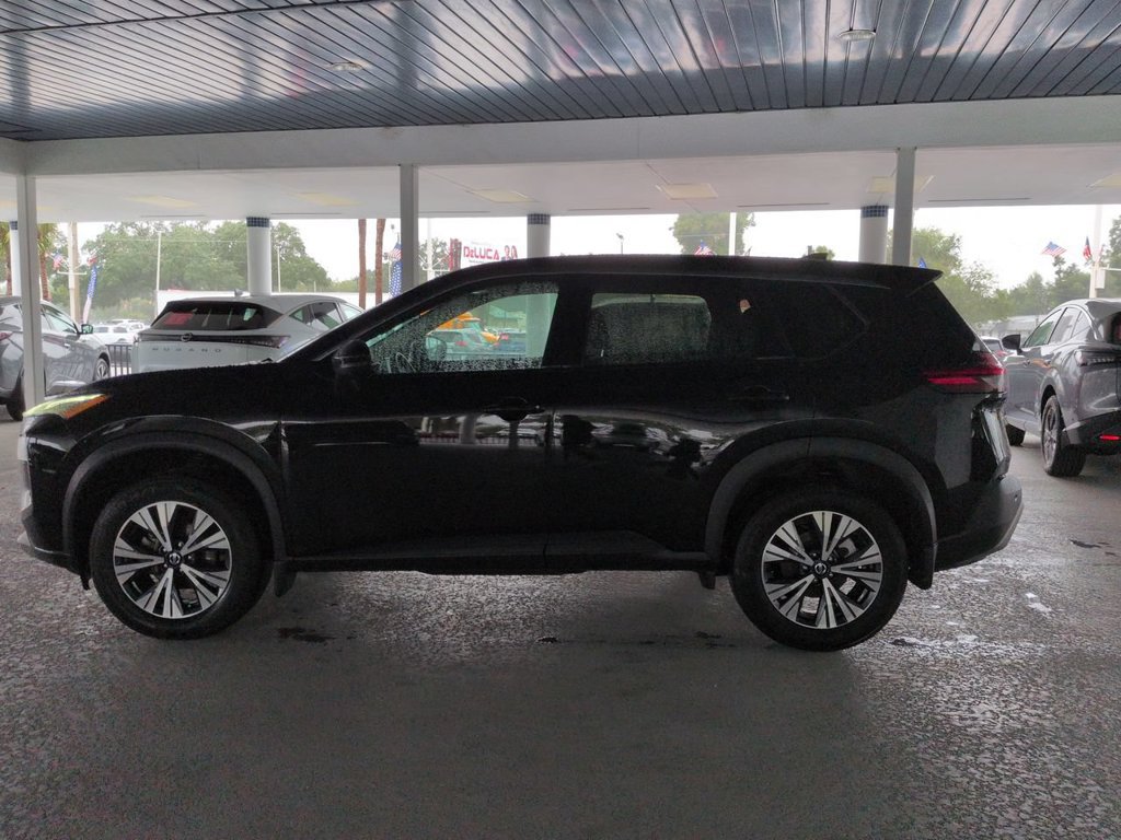 Certified 2021 Nissan Rogue SV AWD/4WD image 7