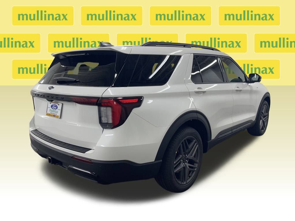 New 2025 Ford Explorer ST-Line w/ Premium Package image 3