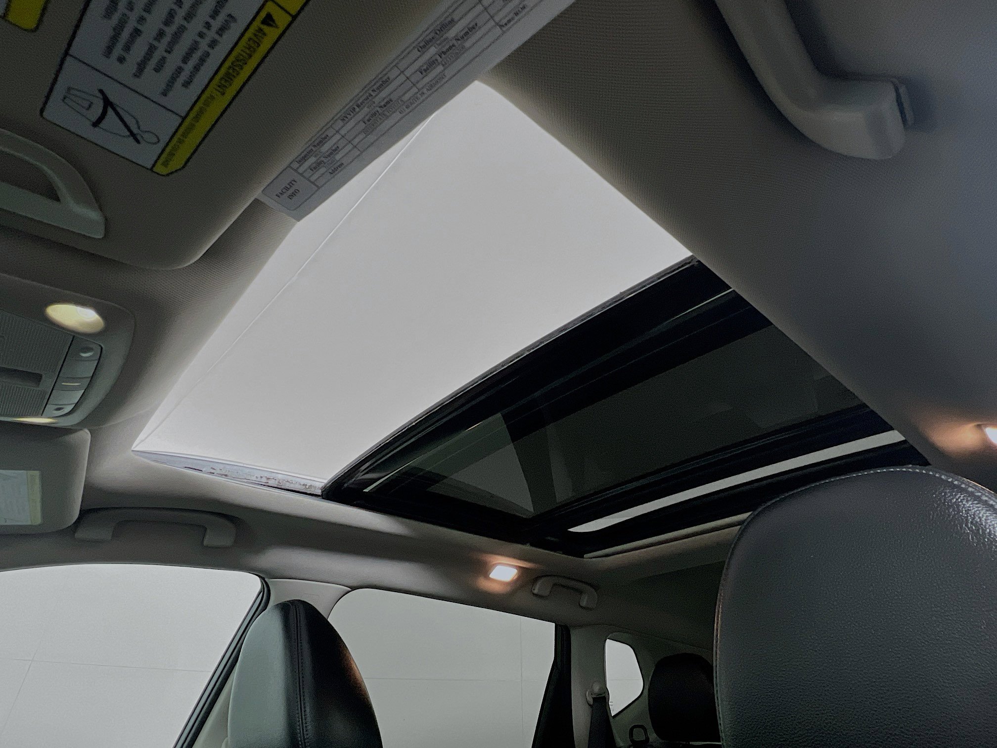 Used 2017 Nissan Rogue SL w/ SL HEV Premium Package image 14