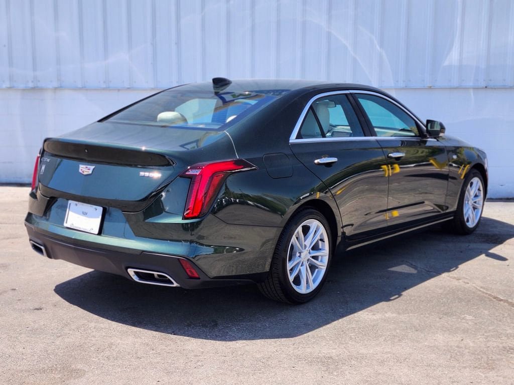 Used 2021 Cadillac CT4 Luxury w/ Sun And Sound Package RWD image 5