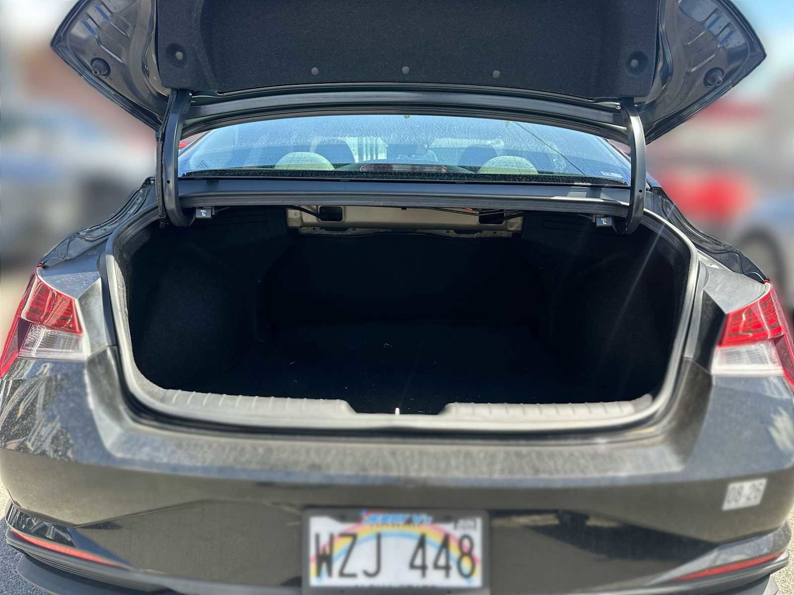 Used 2023 Hyundai Elantra Blue image 19