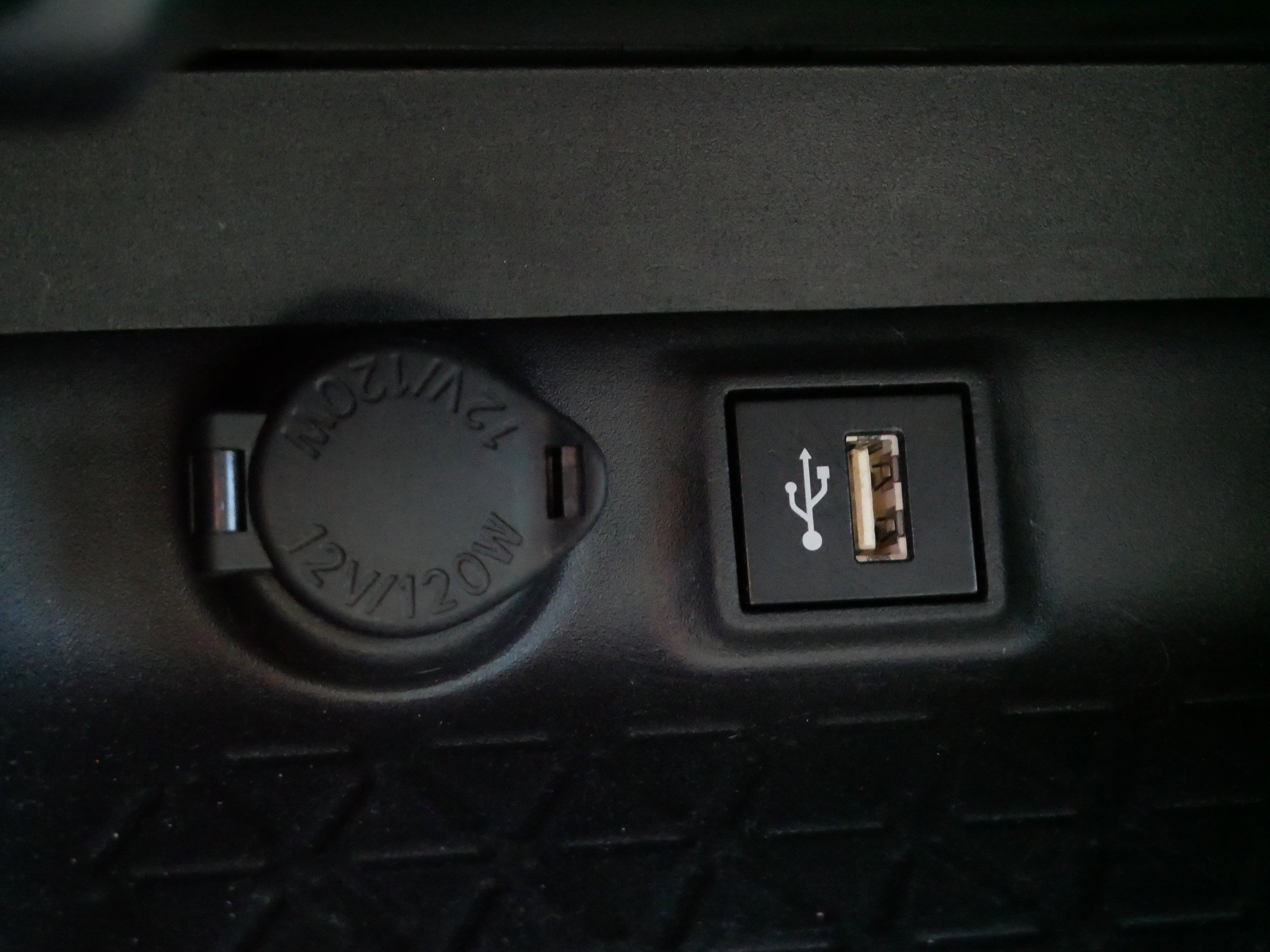 Certified 2024 Toyota RAV4 XLE image 29