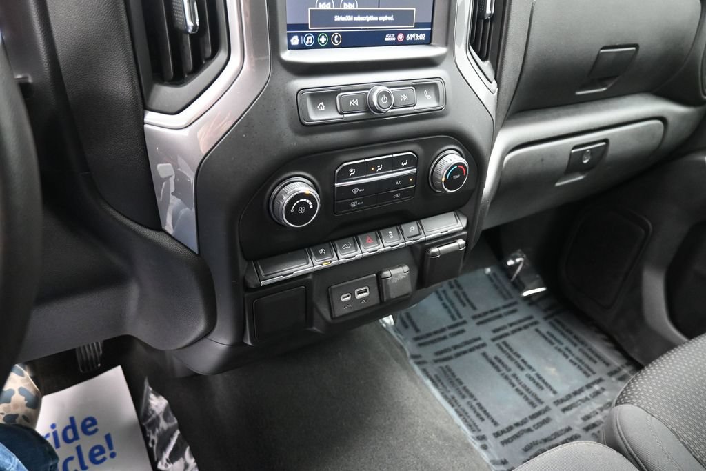 Used 2021 Chevrolet Silverado 1500 Custom AWD/4WD image 31