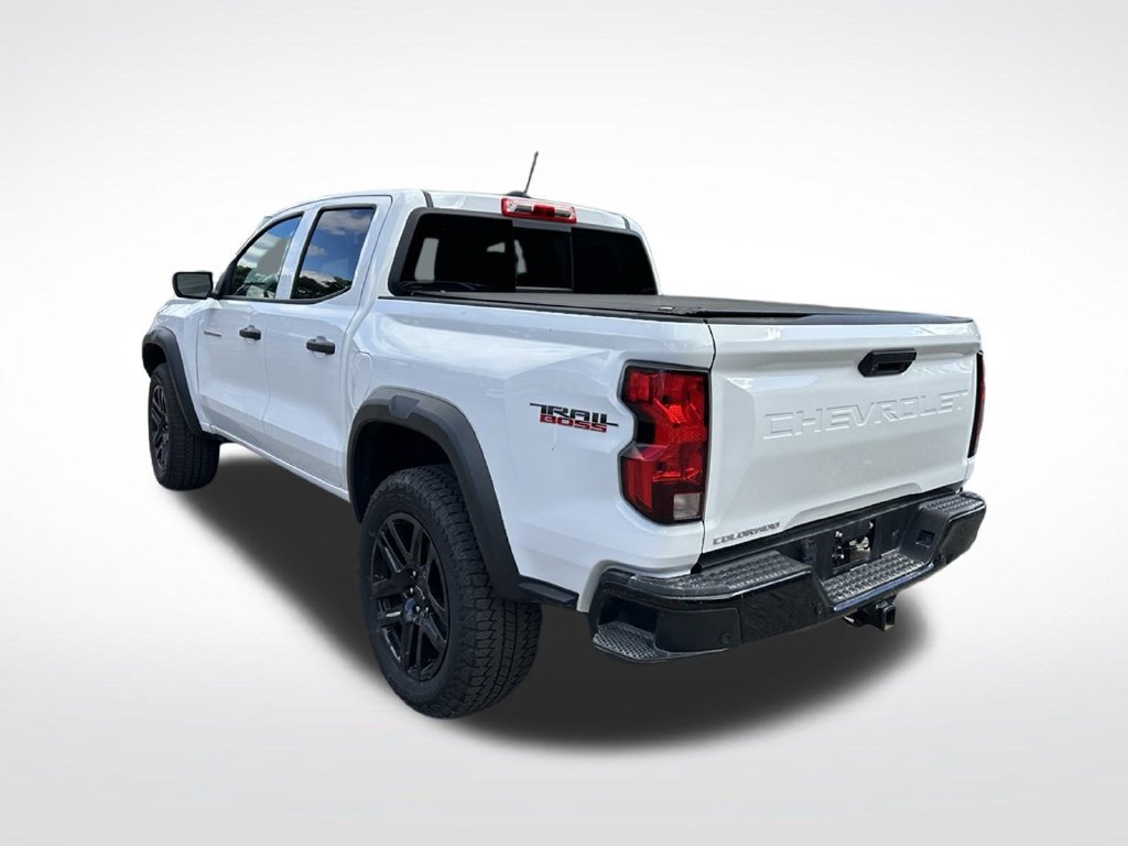 Used 2023 Chevrolet Colorado Trail Boss w/ Advanced Trailering Package AWD/4WD image 3