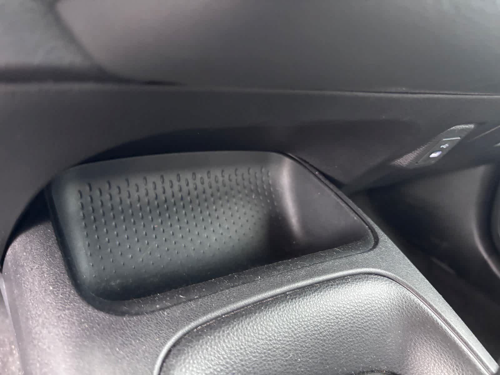 Used 2025 Toyota Corolla LE FWD image 23