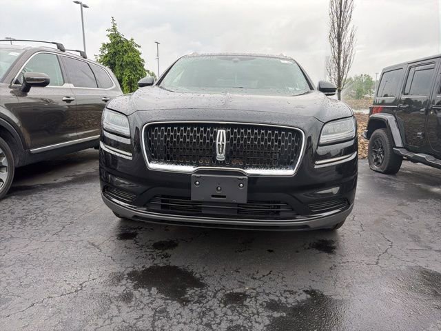 Used 2021 Lincoln Nautilus Reserve w/ Monochromatic Package AWD/4WD image 2