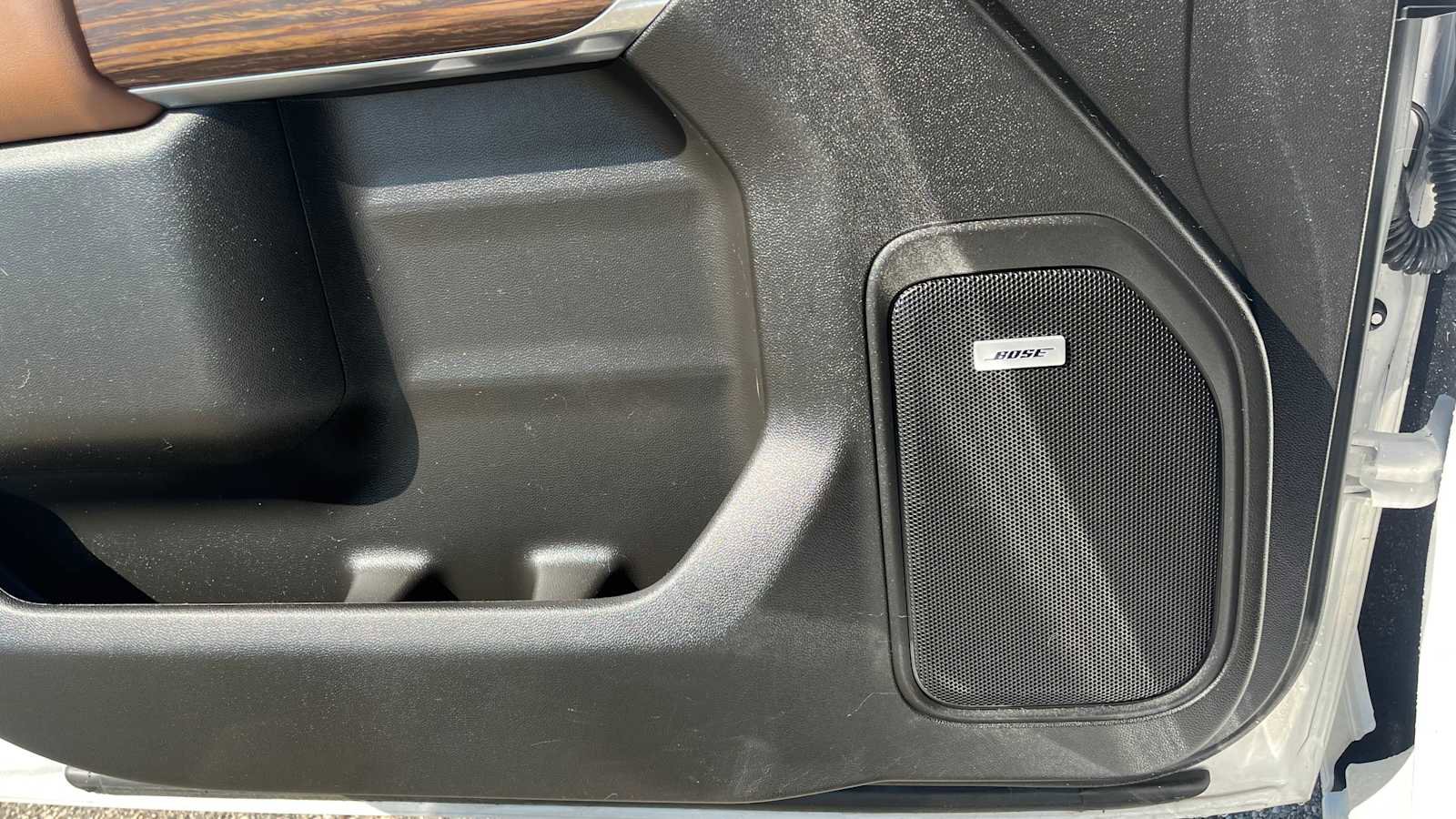 Used 2022 Chevrolet Silverado 1500 High Country image 13