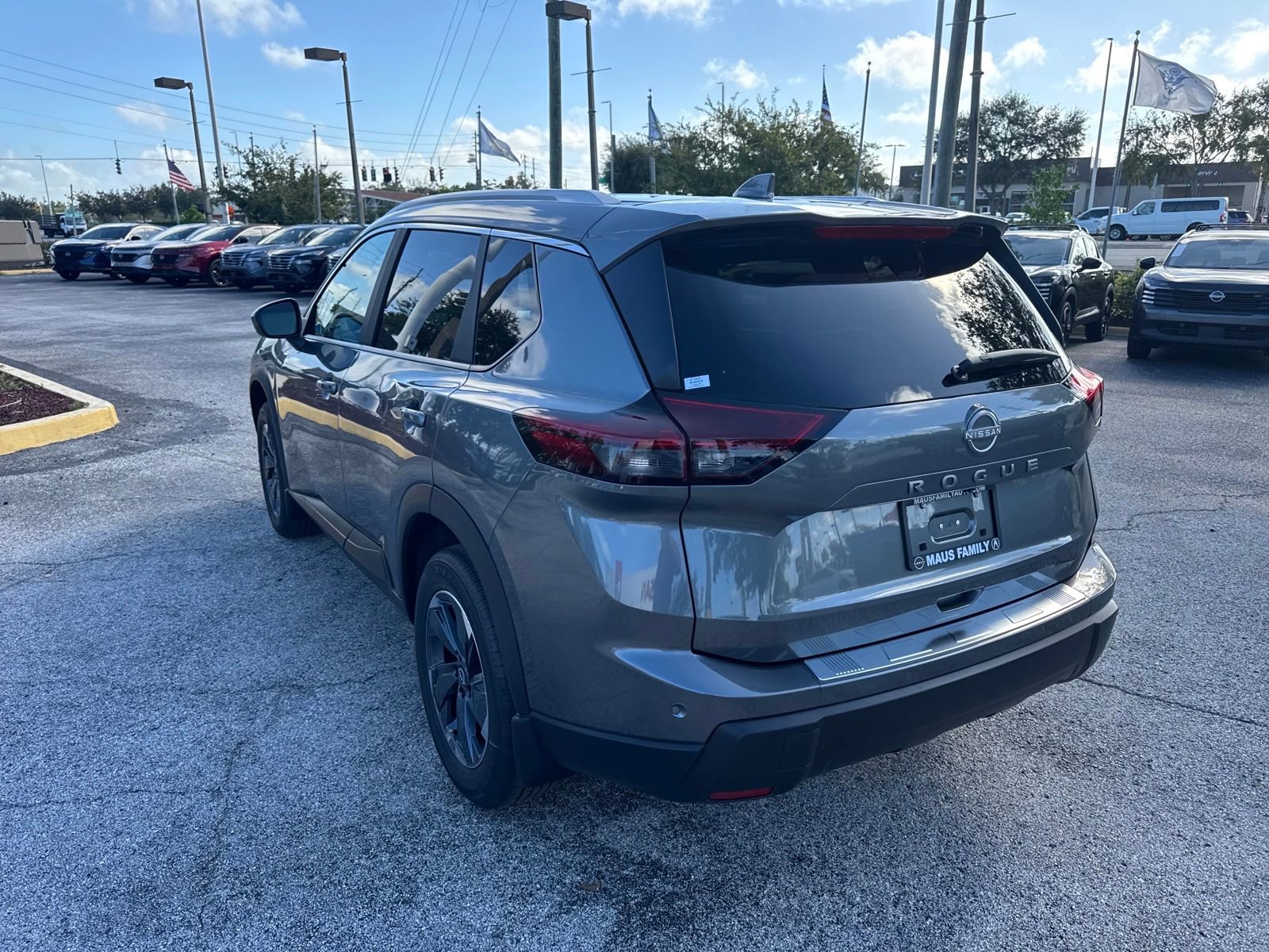 New 2026 Nissan Rogue SV image 8