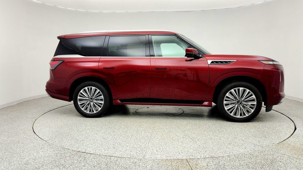 Used 2026 INFINITI QX80 Sensory AWD/4WD image 4