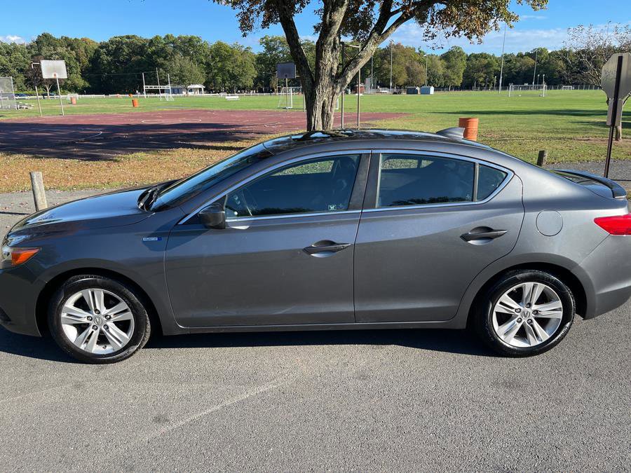 Used 2013 Acura ILX Hybrid w/ Technology Package image 30