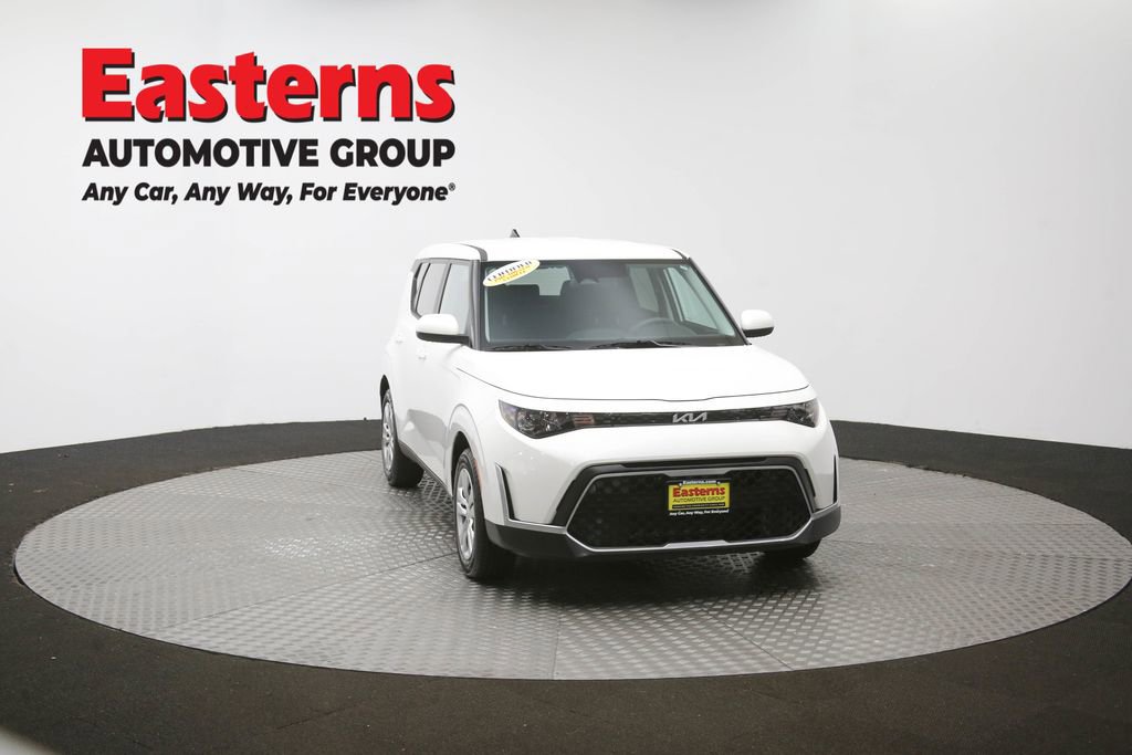 Used 2025 Kia Soul LX FWD image 51