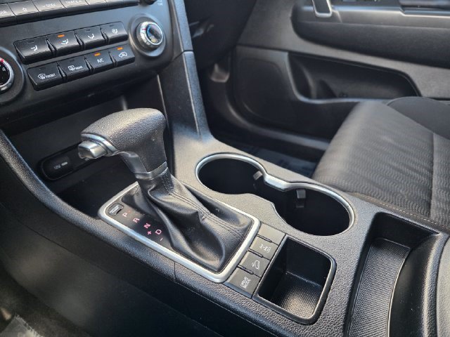 Used 2020 Kia Sportage LX AWD/4WD image 29