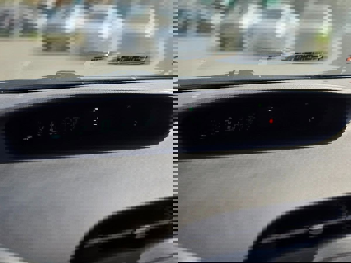 Used 2011 Toyota Prius Three image 23