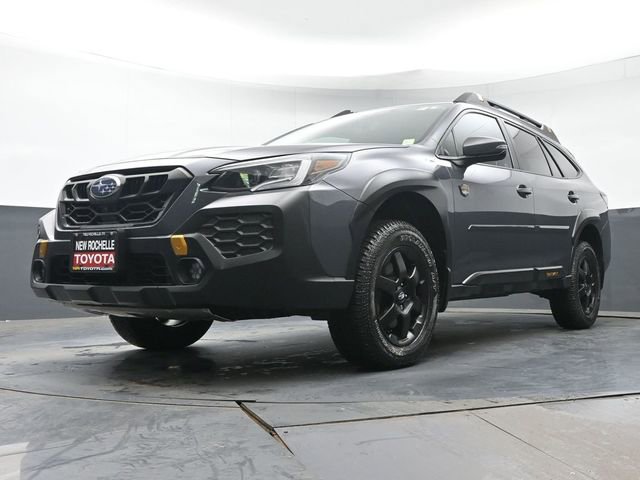 Used 2025 Subaru Outback Wilderness AWD/4WD image 29