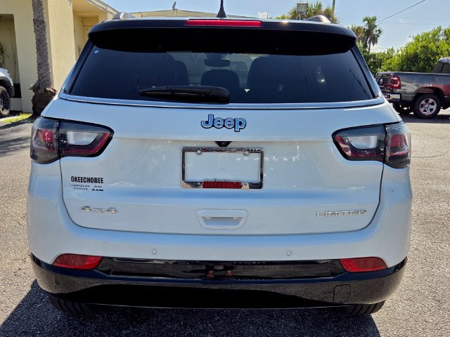 Used 2024 Jeep Compass Limited w/ Elite Group AWD/4WD image 6