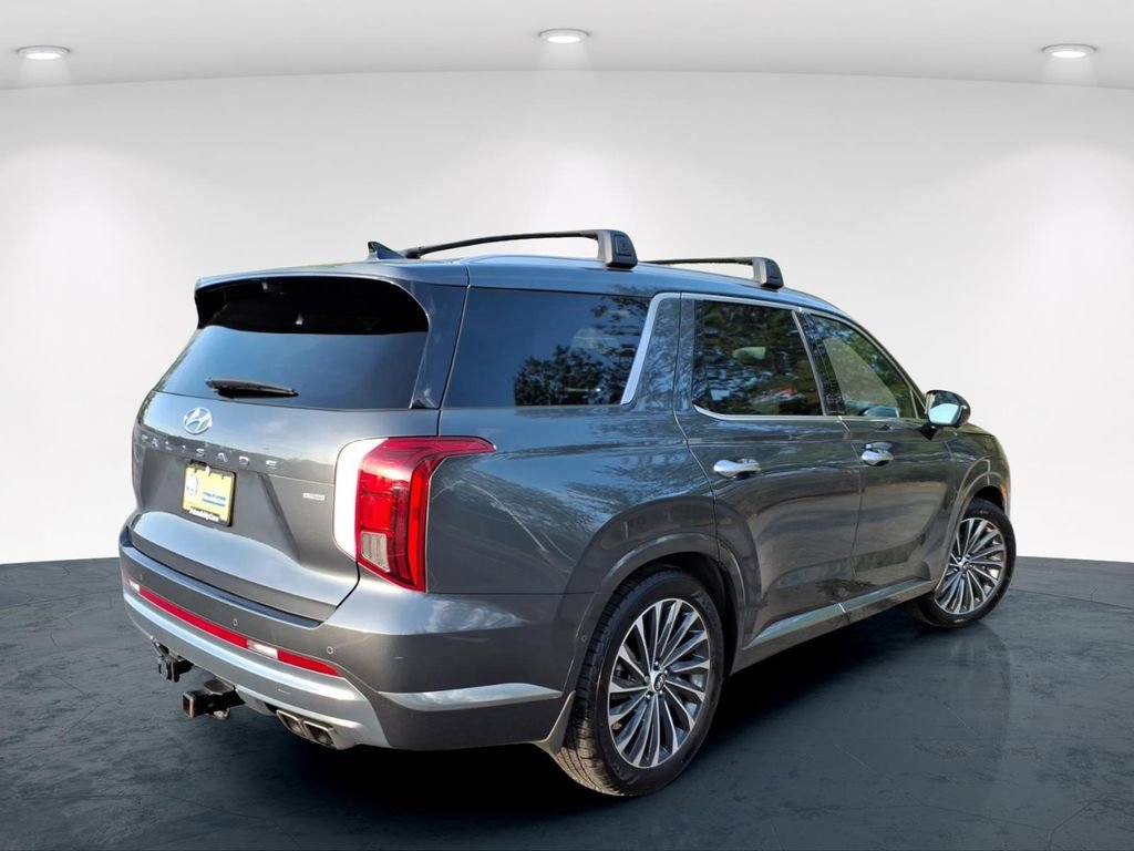 Used 2023 Hyundai Palisade Calligraphy image 7