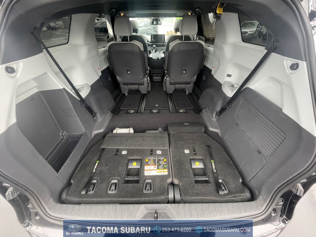 Used 2021 Toyota Sienna XSE image 25