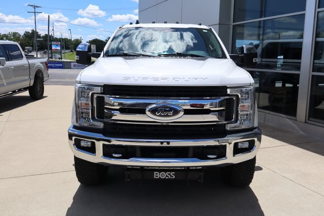 Used 2019 Ford F250 XLT w/ XLT Premium Package AWD/4WD image 6