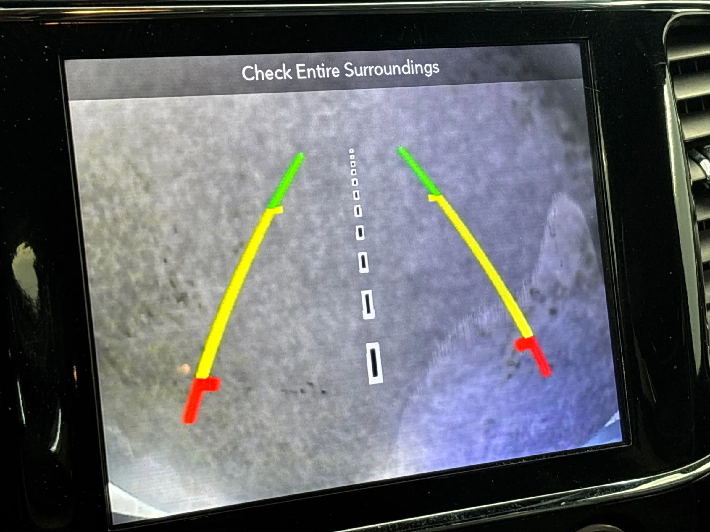 Used 2019 Jeep Grand Cherokee Limited w/ Luxury Group II image 38