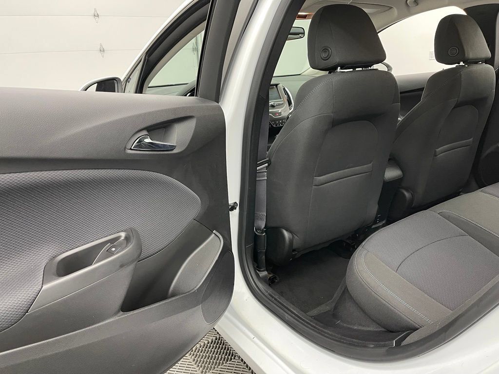 Used 2017 Chevrolet Cruze LT w/ Convenience Package FWD image 34