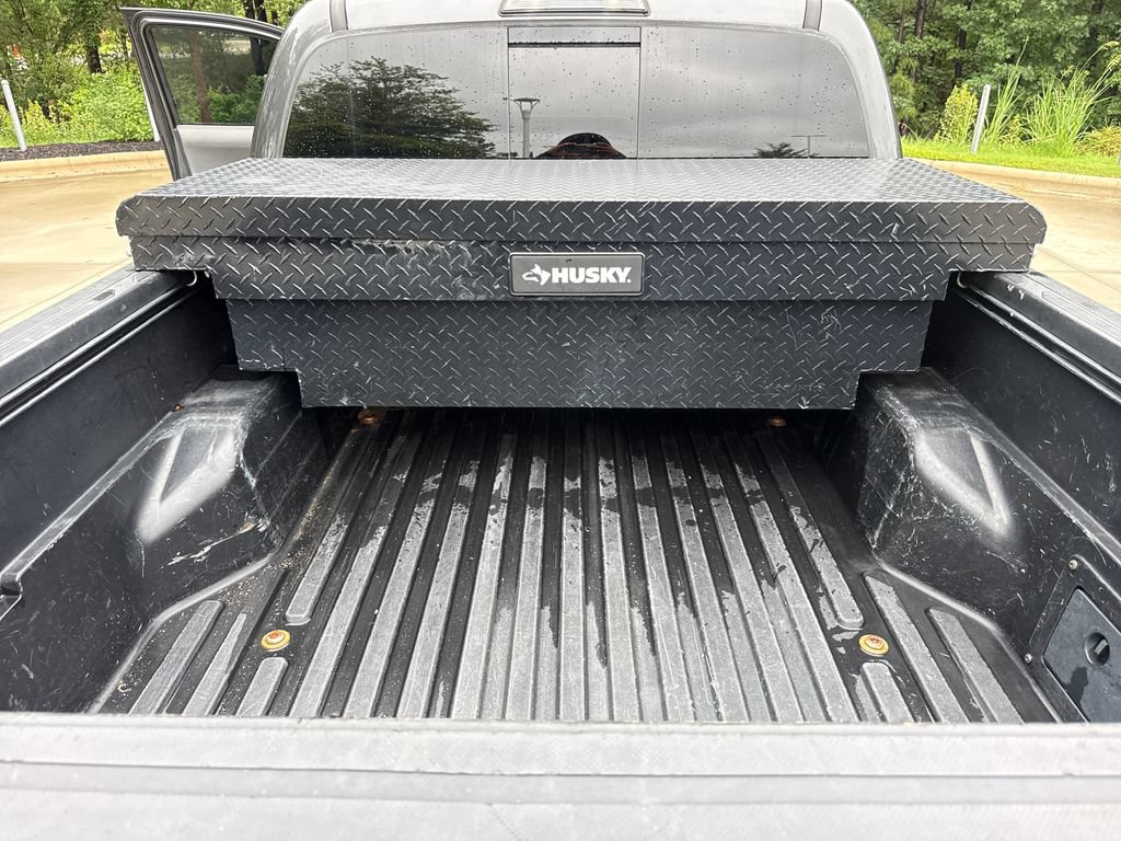 Used 2019 Toyota Tacoma SR5 RWD image 32