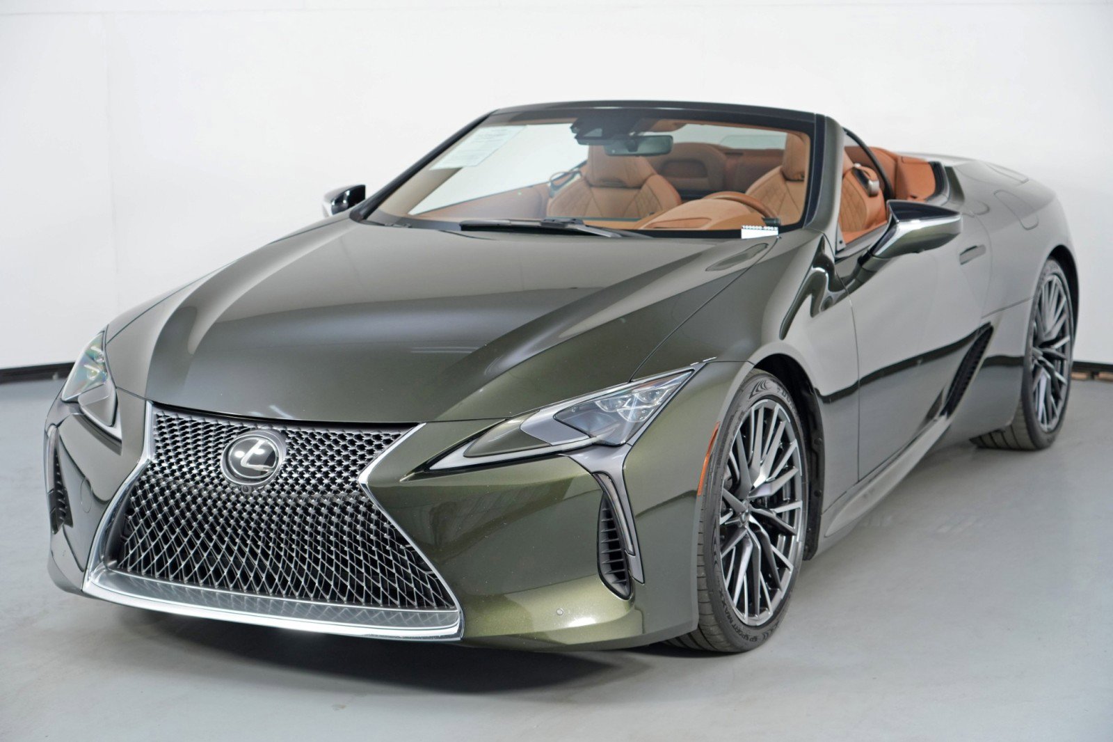 Used 2024 Lexus LC 500 Convertible w/ Touring Package image 44