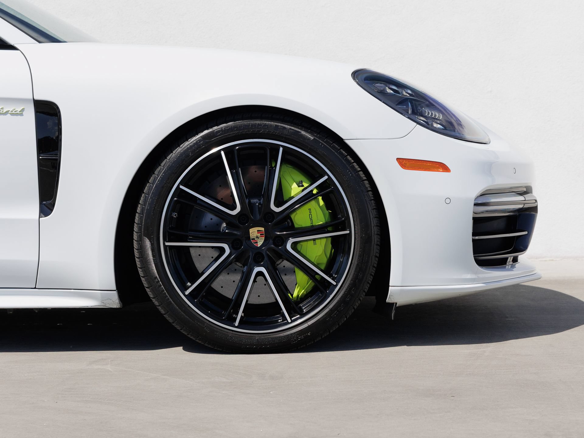 Certified 2018 Porsche Panamera Turbo S AWD/4WD image 11