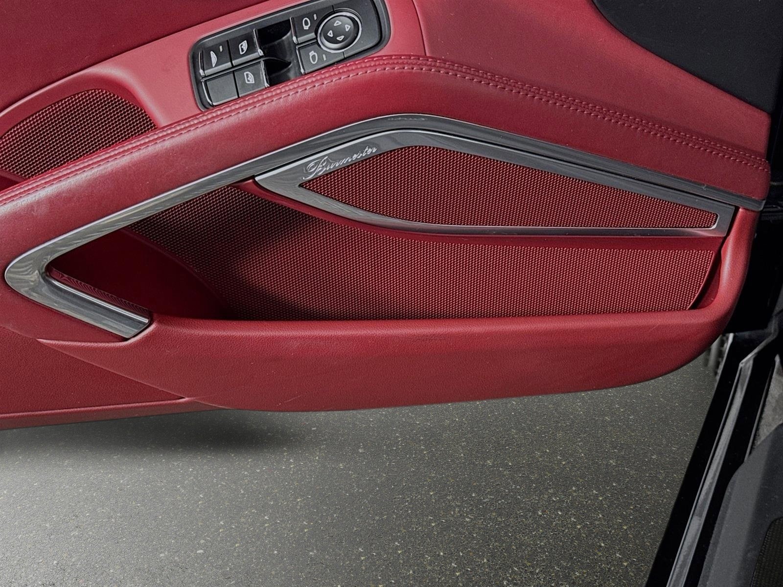 Used 2019 Porsche 911 Turbo image 21