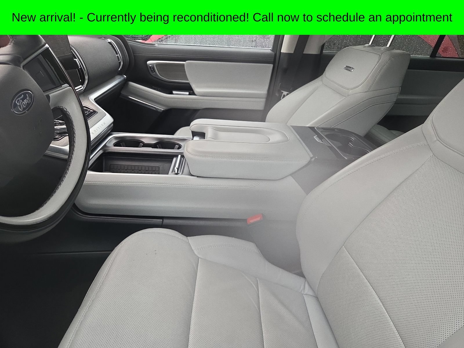 Used 2025 Ford Expedition Platinum AWD/4WD image 6
