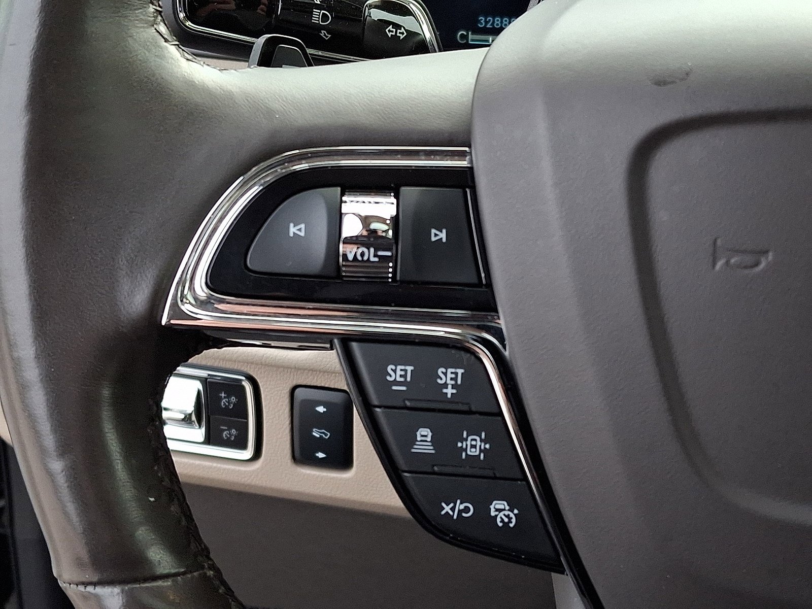 Certified 2024 Lincoln Navigator Reserve image 21