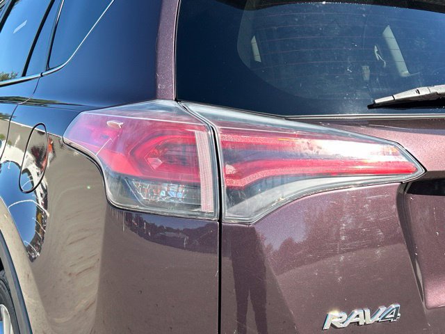 Used 2016 Toyota RAV4 Limited w/ Advanced Technology Package AWD/4WD image 10