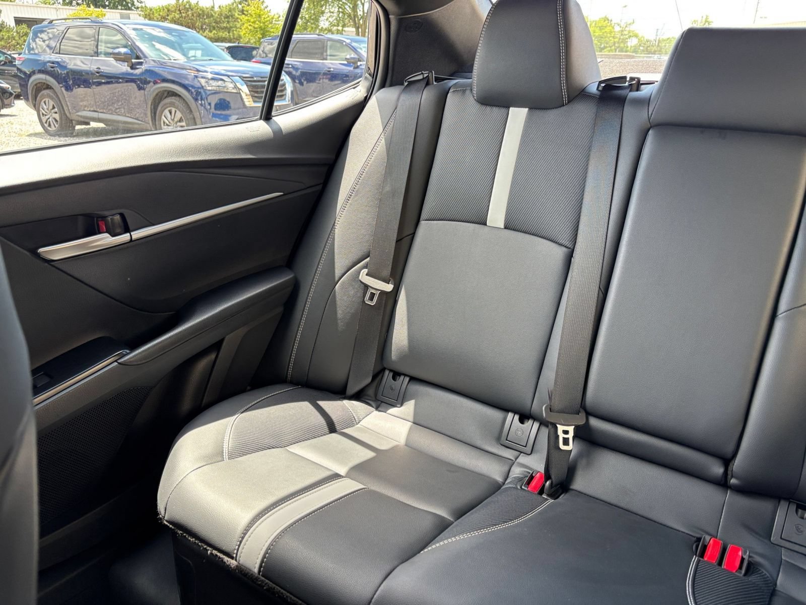 Used 2025 Toyota Camry SE FWD image 40