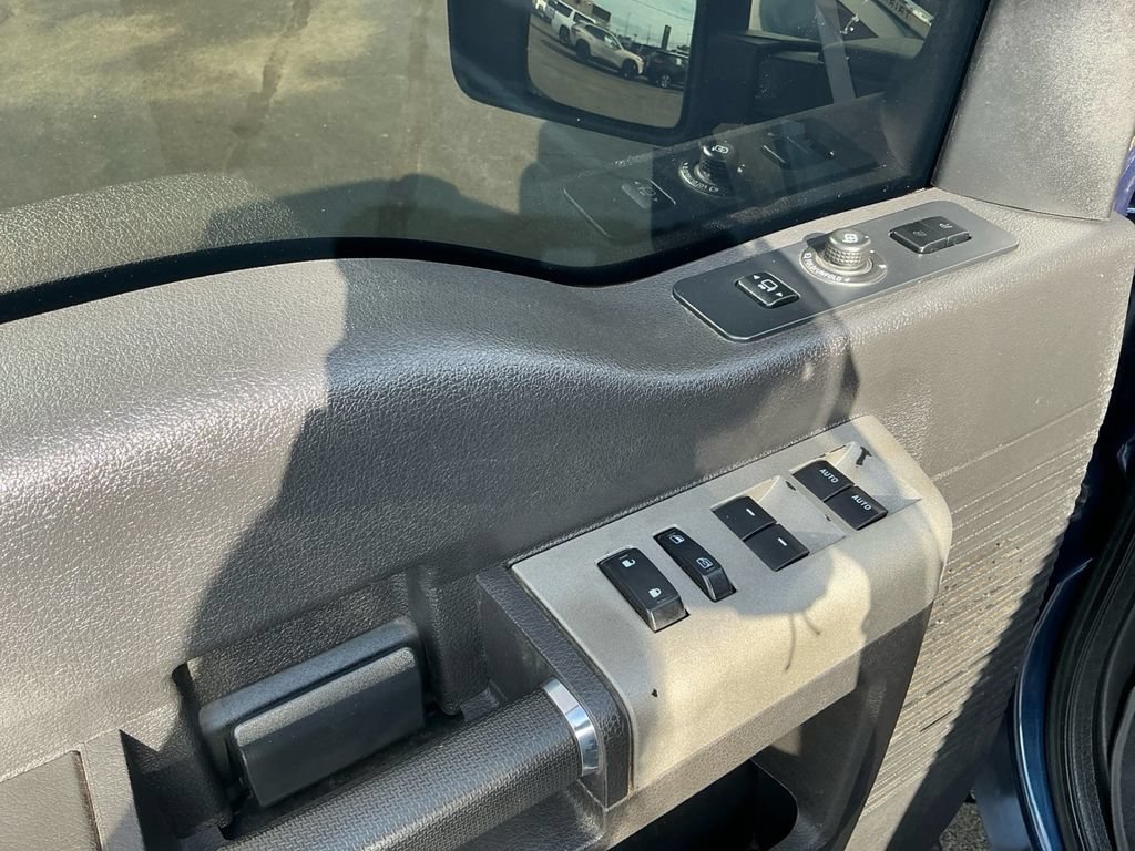 Used 2015 Ford F450 Lariat w/ Lariat Ultimate Package AWD/4WD image 16