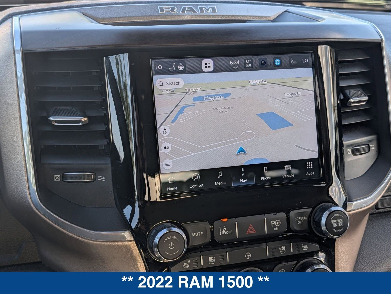 Used 2022 RAM 1500 Laramie AWD/4WD image 32