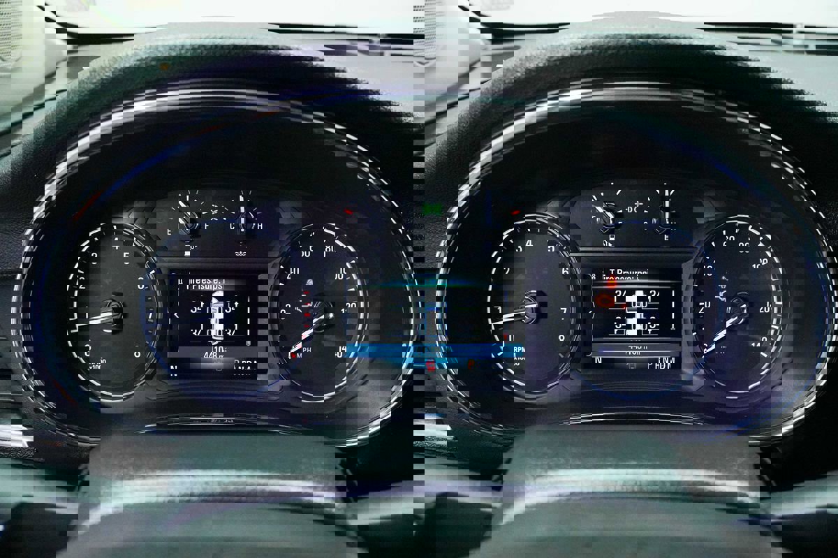 Used 2017 Buick Encore Preferred FWD image 18