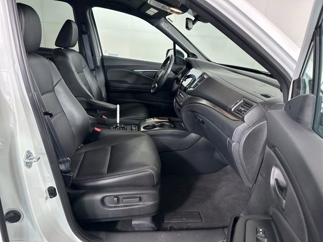 Used 2023 Honda Passport EX-L image 35