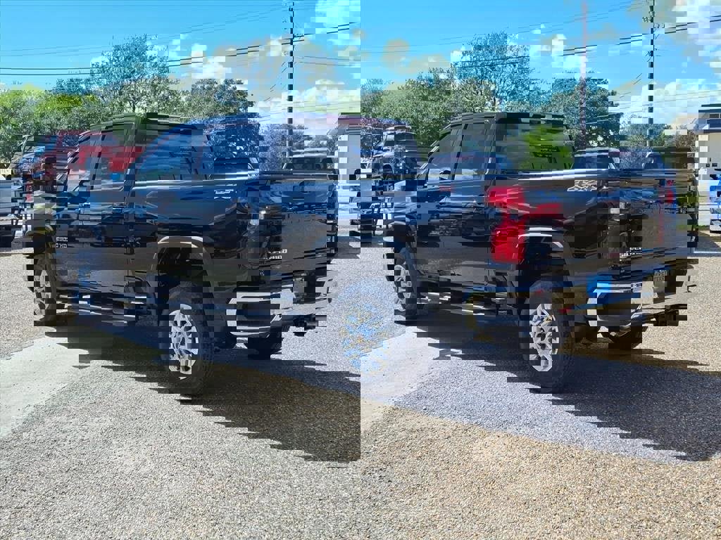 New 2025 Chevrolet Silverado 2500 LT w/ Safety Package image 3