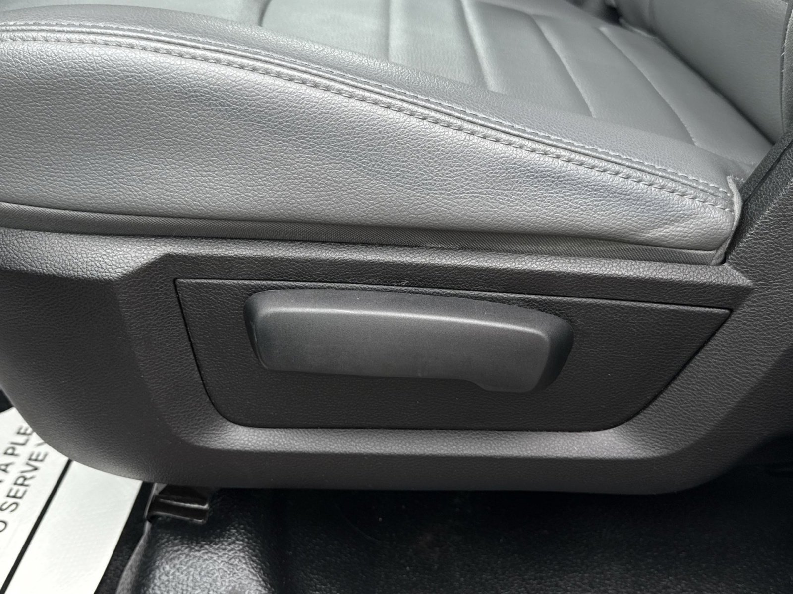 Used 2017 RAM 1500 Tradesman AWD/4WD image 14