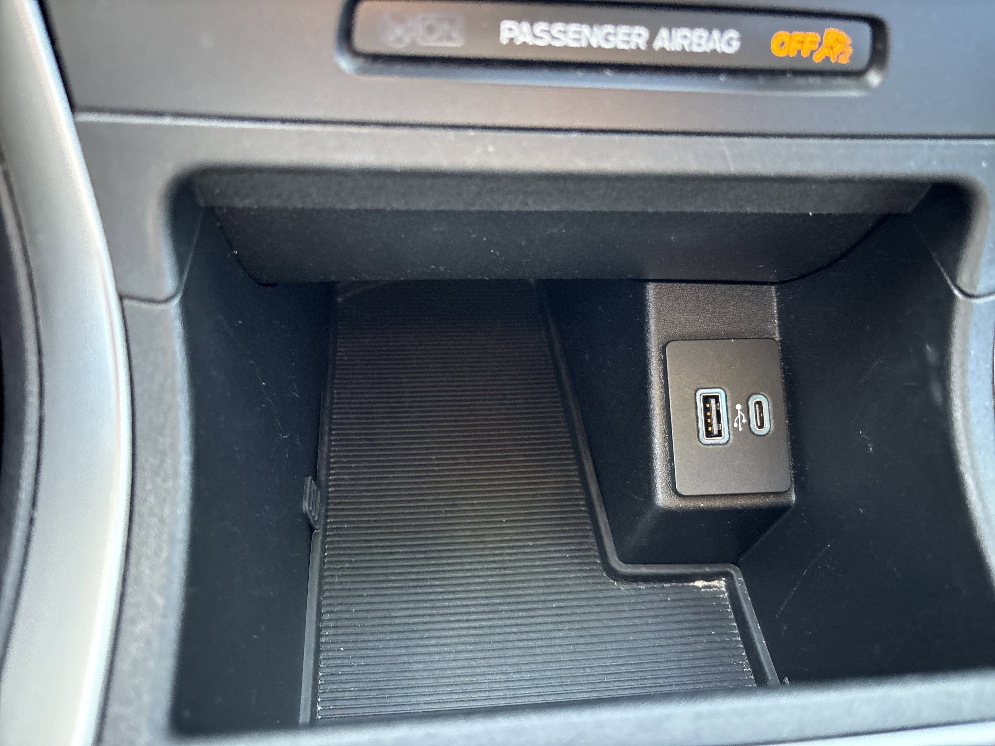 Used 2024 Ford Edge SEL image 30