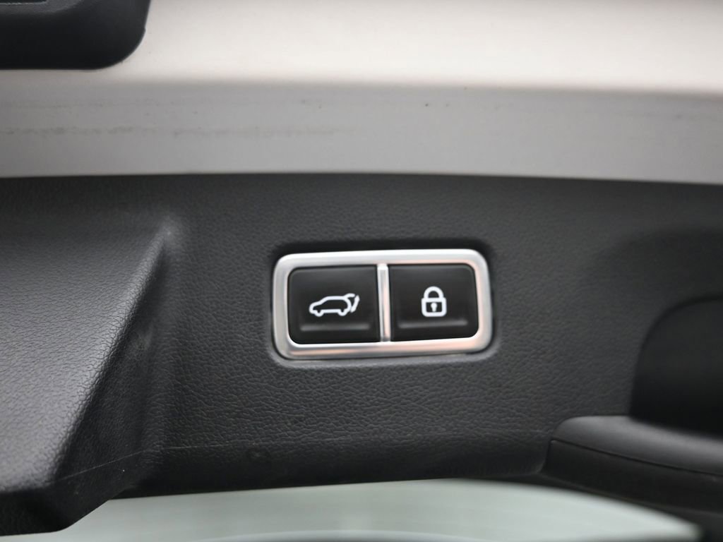 Used 2023 Kia Sorento SX Prestige image 10