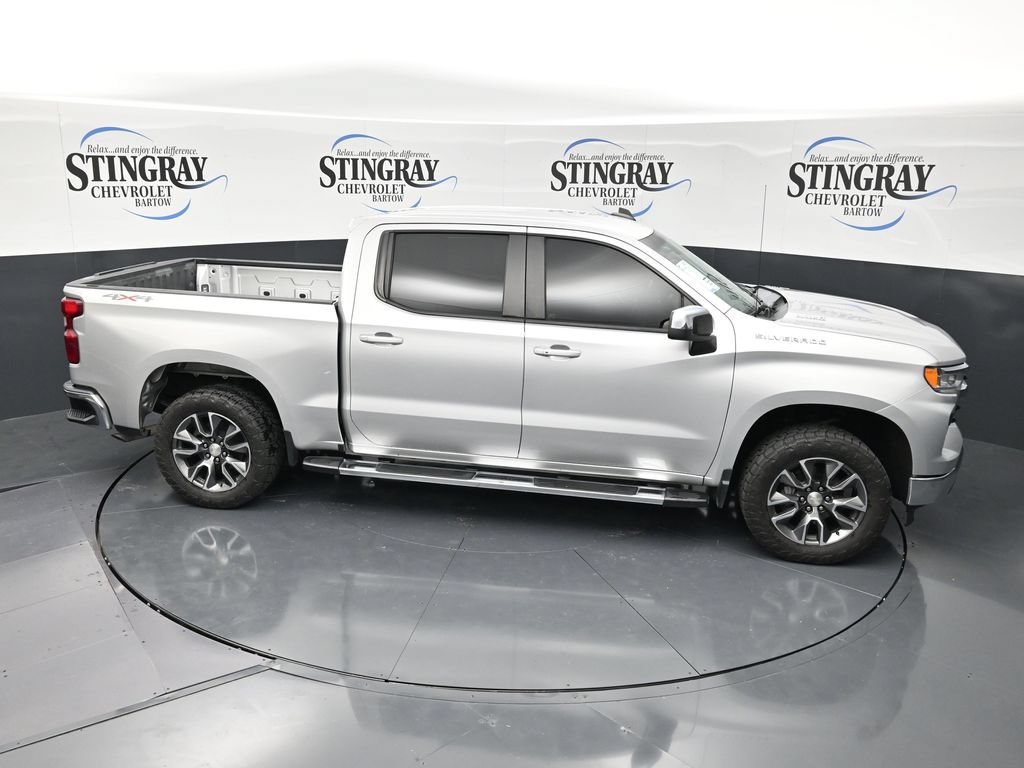 Used 2022 Chevrolet Silverado 1500 LT AWD/4WD image 27