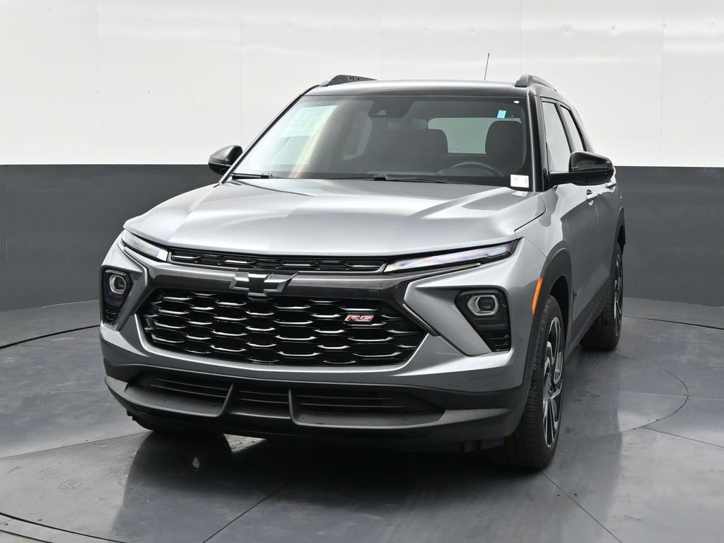 Used 2025 Chevrolet TrailBlazer RS FWD image 8