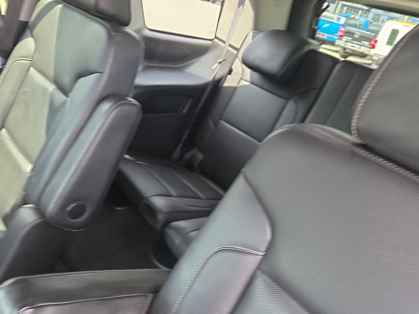 Used 2018 GMC Yukon SLT w/ Open Road Package AWD/4WD image 15